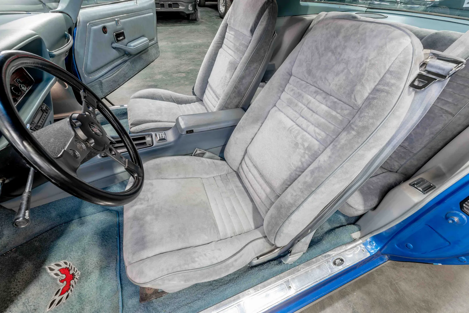 1978-Pontiac-Formula-Glacier Blue-177943--45.jpg